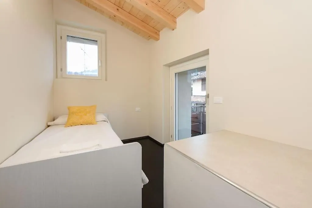Tatil Evi Casa Margherita - New House In The Ancient Hamlet Salò