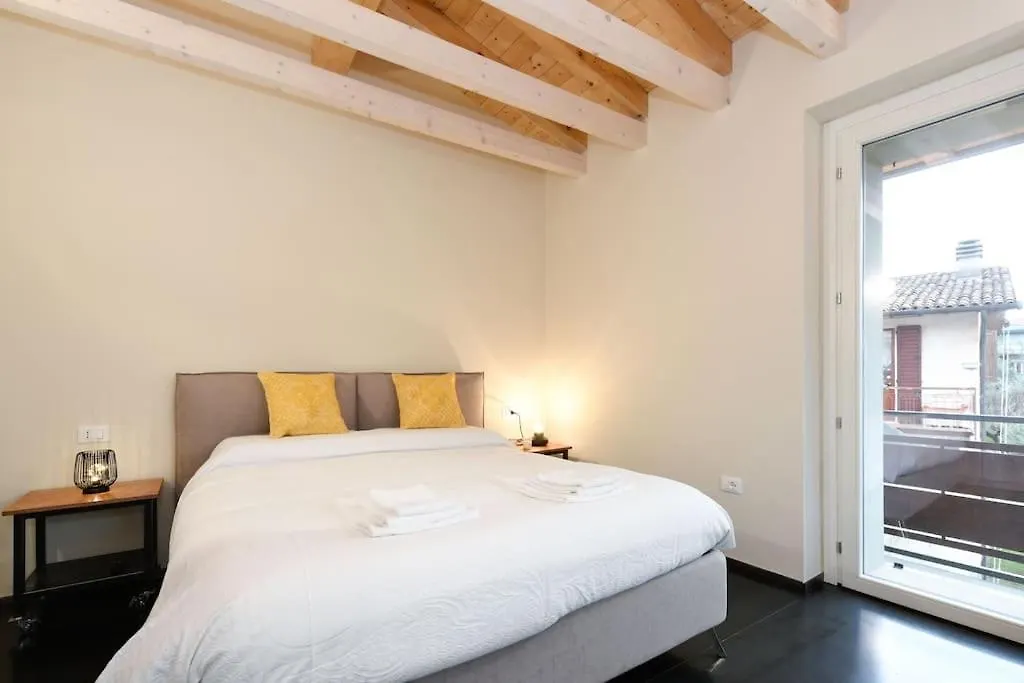 Casa Margherita - New House In The Ancient Hamlet Salò